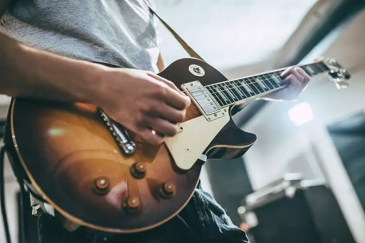 What Is An Electric Guitar?